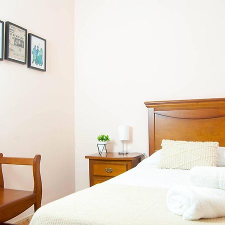Caceres De Cine Apartment Luaran gambar
