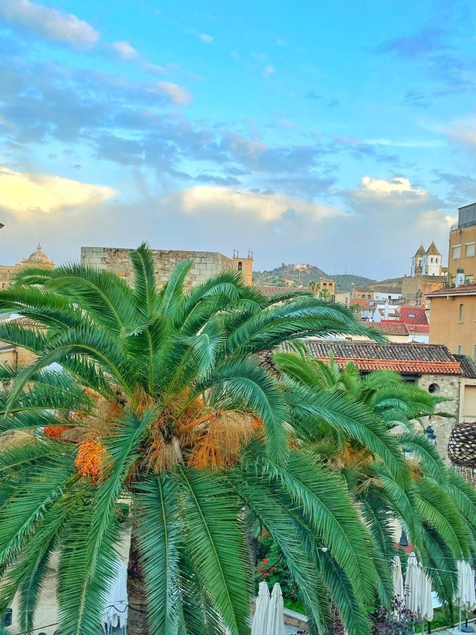 Caceres De Cine Apartment Luaran gambar